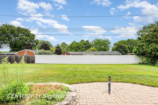 2936 Reppuhn Dr, Saginaw, MI 48603 - view of yard with a patio area