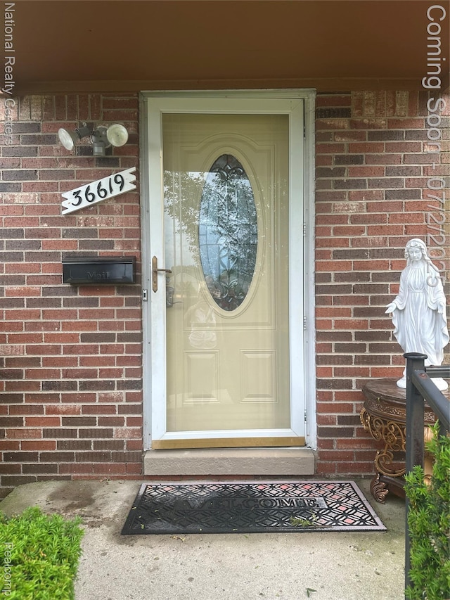 36619 Park Place Dr, Sterling Heights, MI 48310 - photo 2