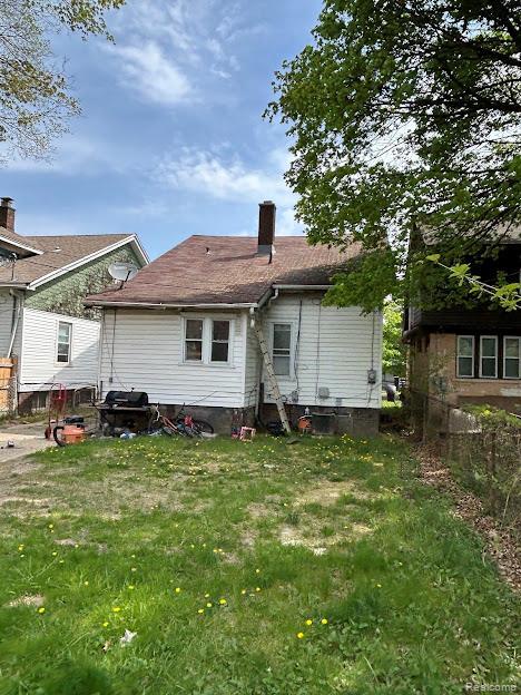 5917 Eastlawn St, Detroit, MI 48213 - photo 2