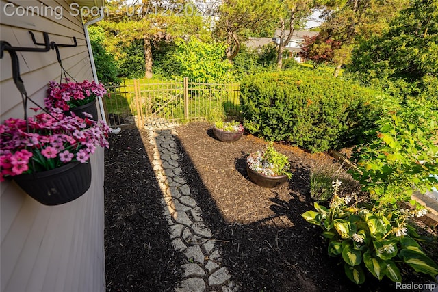 42331 Beacontree Ct, Northville, MI 48168 - view of yard