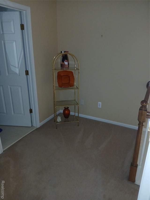 8086 Pickering Pl, Westland, MI 48185 - interior space featuring carpet flooring and baseboards