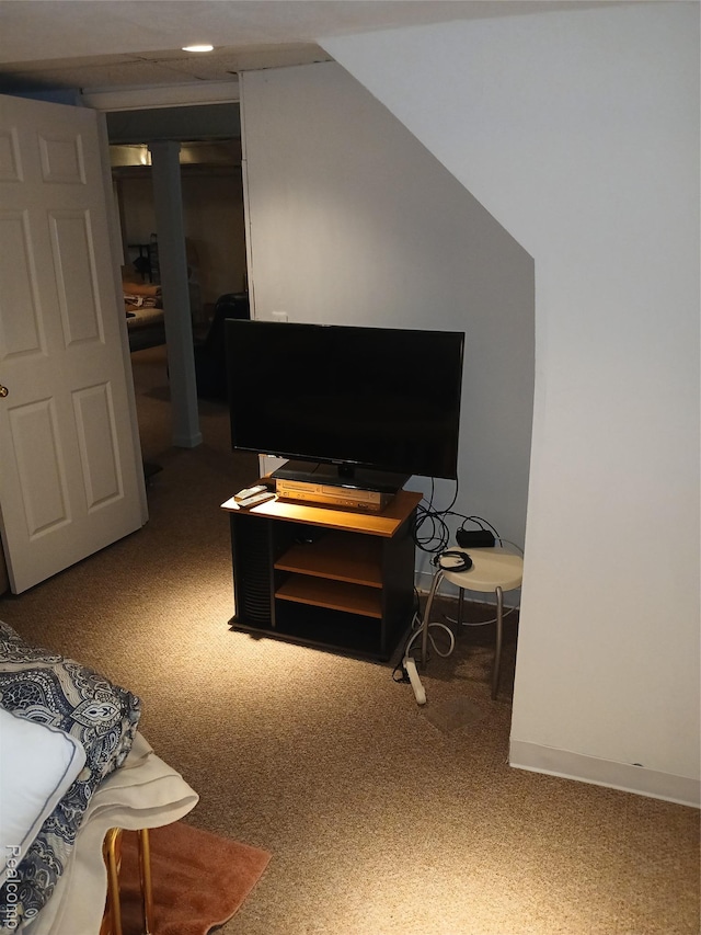 8086 Pickering Pl, Westland, MI 48185 - carpeted living area with baseboards