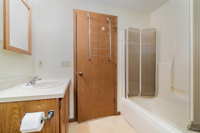 5772 Greensboro Way, Gladwin, MI 48624 - bathroom with vanity and shower / bath combination