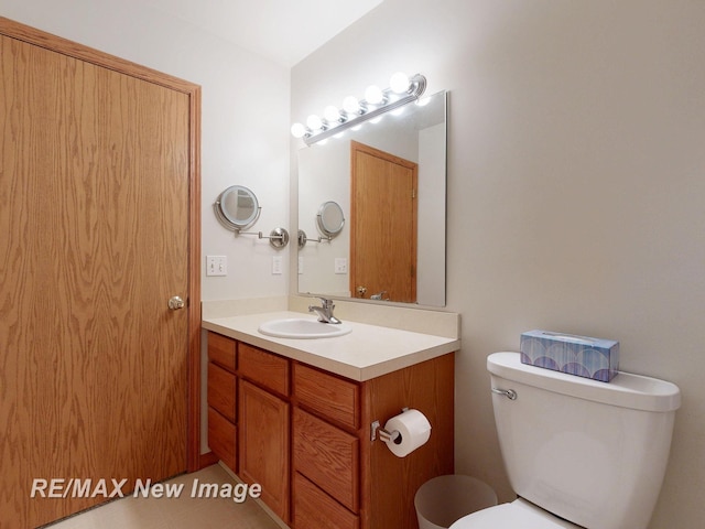 3200 Setting Sun Blvd, Saginaw, MI 48603 - half bath featuring vanity and toilet