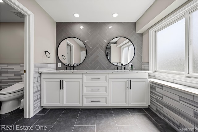 7240 Silverbeech Ln, West Bloomfield, MI 48323 - photo 25