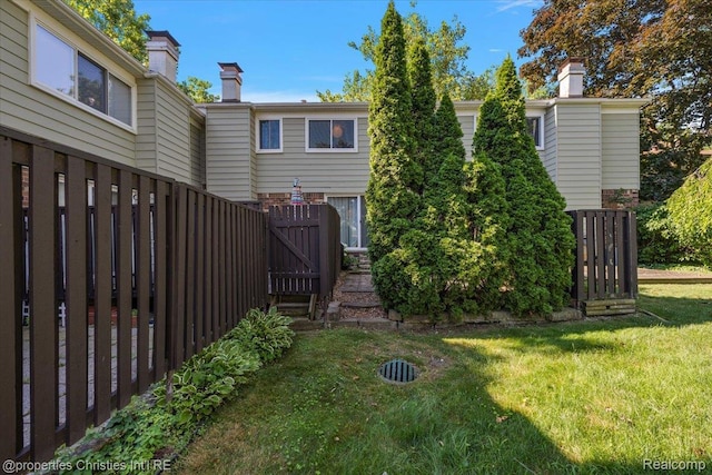 1982 Wickham St, Royal Oak, MI 48073 - view of yard with a gate