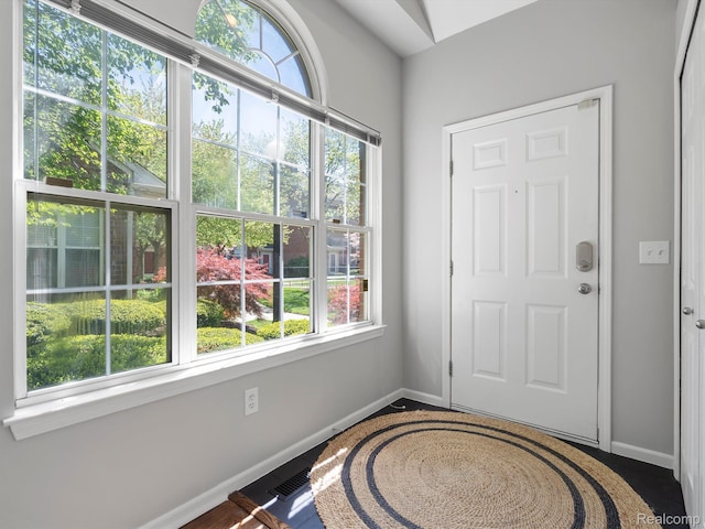 1524 Maryland Club Dr, Royal Oak, MI 48067 - entrance foyer featuring plenty of natural light