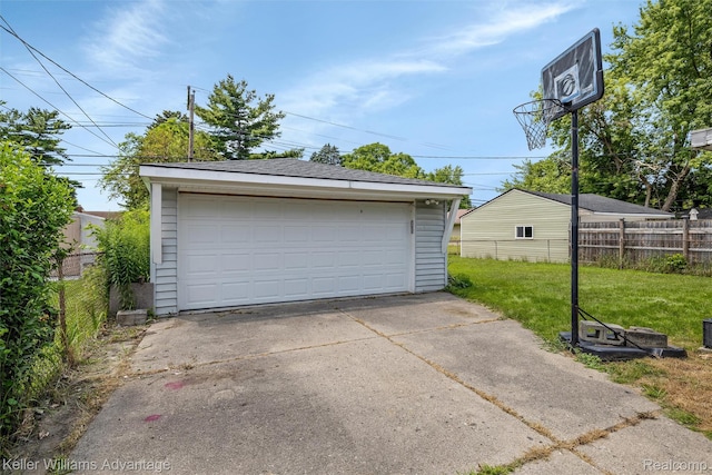 9428 Oak St, Taylor, MI 48180 - view of detached garage
