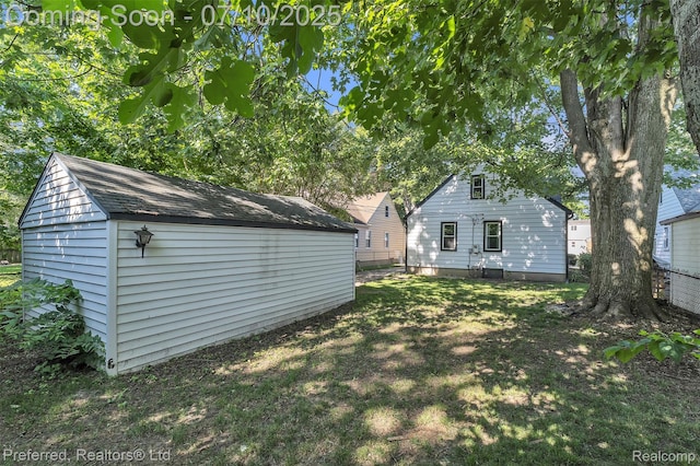 9624 Columbia, Redford, MI 48239 - view of yard featuring a storage shed