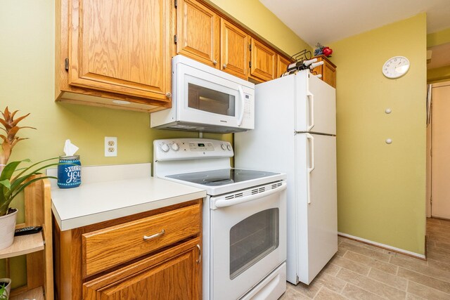 7749 Lake Ridge Dr Unit 27, Waterford, MI 48327 - photo 17
