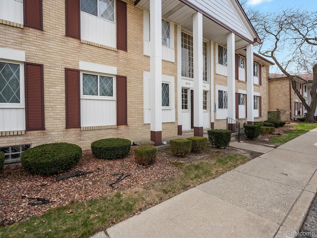 29272 Gloede Dr Unit 16, Warren, MI 48088 - view of building exterior