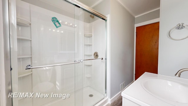 508 Malzahn St, Saginaw, MI 48602 - full bath with a stall shower and vanity