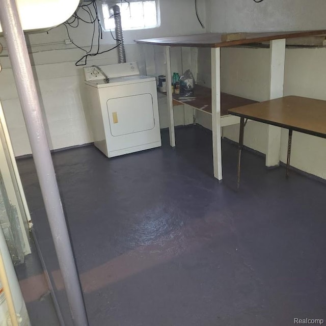 675 E Beverly Ave, Royal Oak, MI 48340 - basement featuring washer / clothes dryer