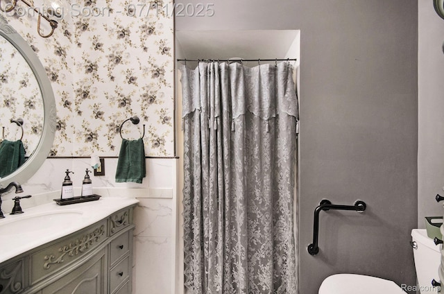 3787 Santa Fe Trl, Ann Arbor, MI 48108 - bathroom featuring wallpapered walls, vanity, wainscoting, and a shower with curtain