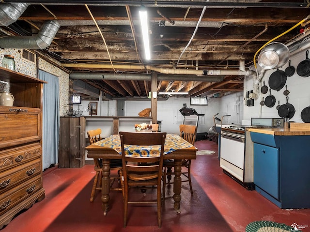 7393 Newport S Rd, Newport, MI 48166 - dining space with finished concrete floors