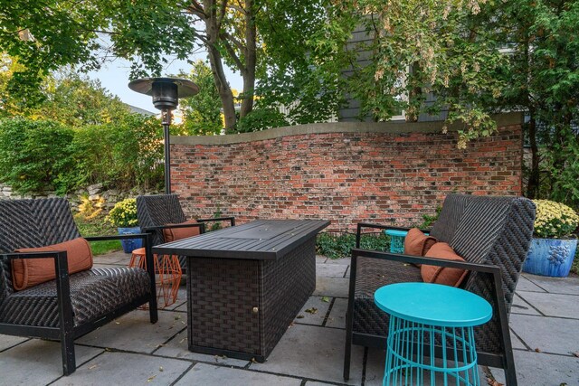 613 E Mitchell St, Petoskey, MI 49770 - view of patio / terrace