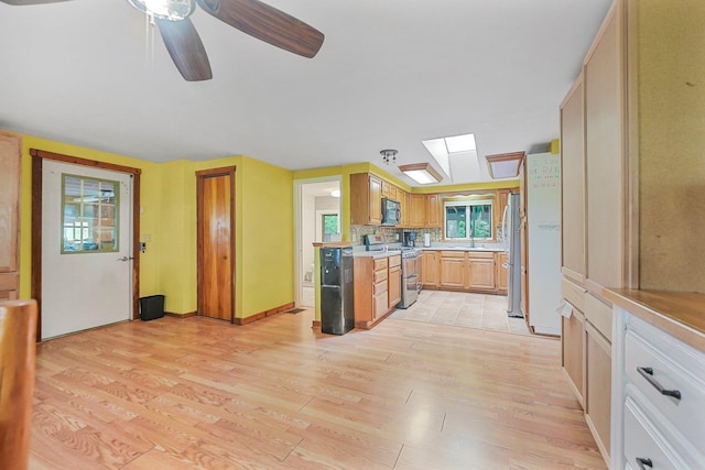 12090 E Old Orchard Trl, Suttons Bay, MI 49682 - photo 43