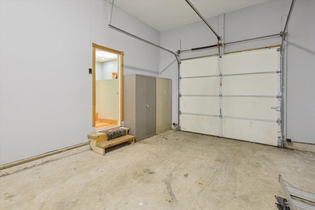 6076 Browns Lake Rd, Jackson, MI 49203 - view of garage