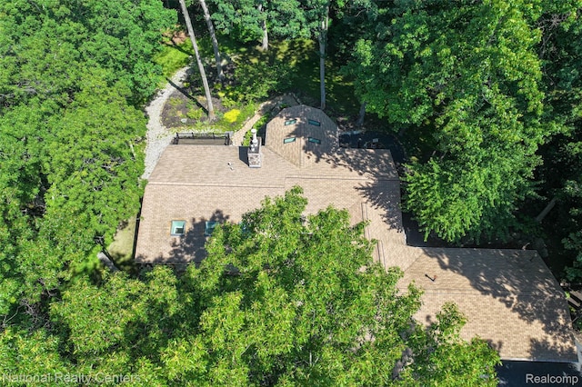 7500 Deerhill Dr, Clarkston, MI 48346 - aerial view of property and surrounding area