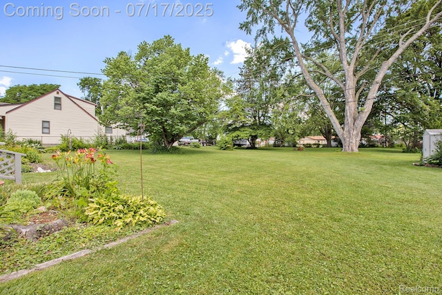 22950 Koths St, Taylor, MI 48180 - view of grassy yard