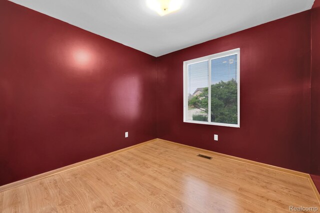 52865 Cross Creek Dr, Chesterfield, MI 48047 - photo 14