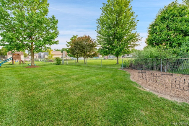 52865 Cross Creek Dr, Chesterfield, MI 48047 - photo 28