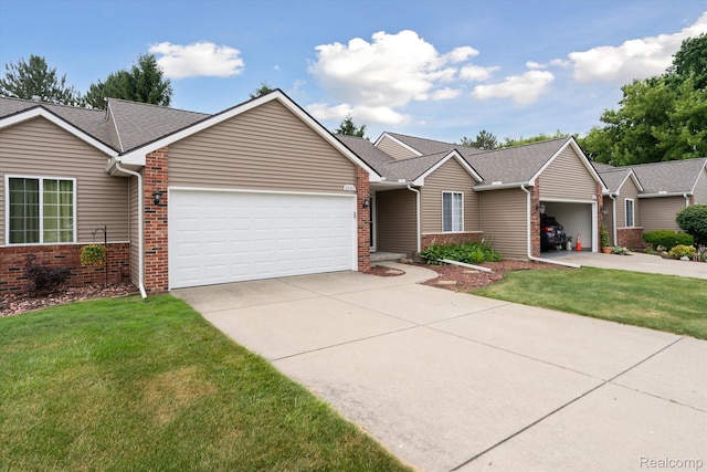 2063 W Ridge Dr, Davison, MI 48423 - photo 2
