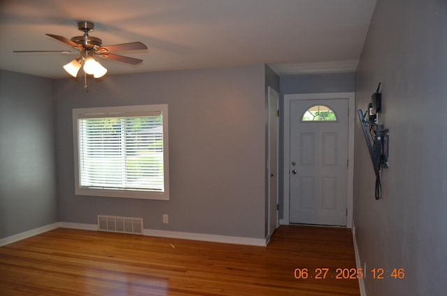 403 Hoover Ave, Benton Harbor, MI 49022 - entrance foyer featuring wood finished floors and a ceiling fan