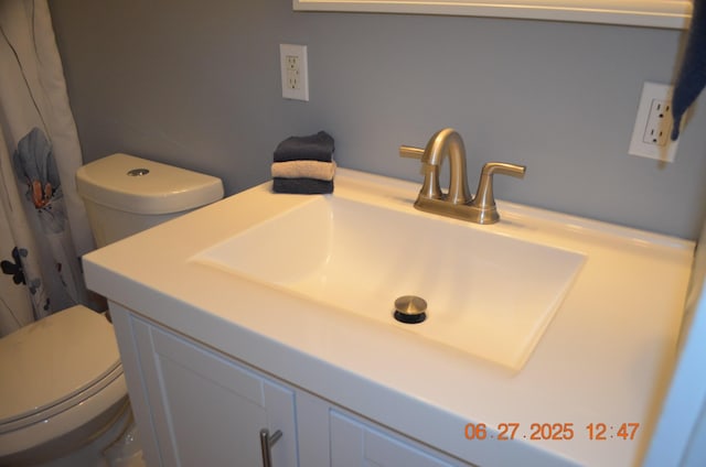 403 Hoover Ave, Benton Harbor, MI 49022 - full bathroom with vanity