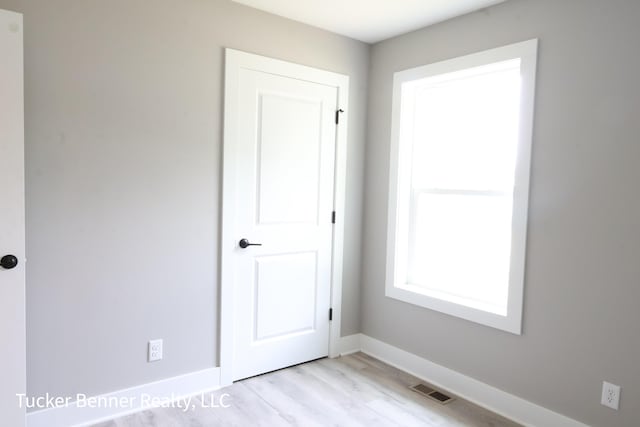 518 S Sullivan Ave, Fremont, MI 49412 - unfurnished room featuring light wood-type flooring and baseboards