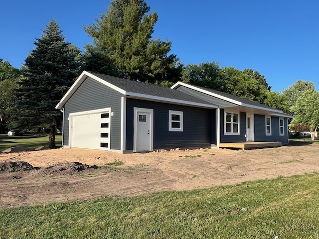 518 S Sullivan Ave, Fremont, MI 49412 - ranch-style house with dirt driveway