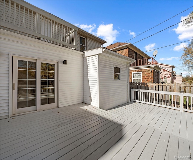 16554 Muirland St, Detroit, MI 48221 - view of wooden terrace