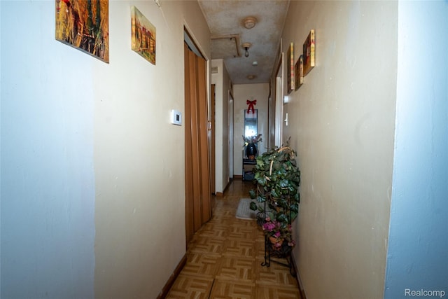 4315 Algonquin St, Detroit, MI 48215 - corridor with baseboards