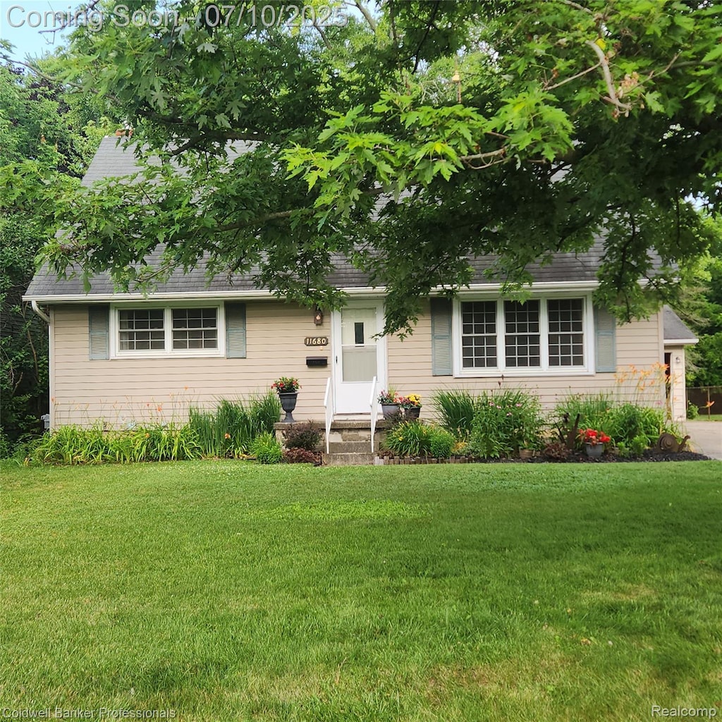 11680 Schram St, Grand Blanc, MI 48439 - photo 1
