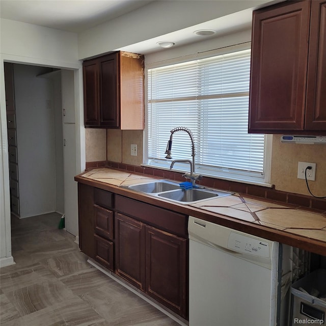 5863 Westpoint St, Taylor, MI 48180 - photo 10
