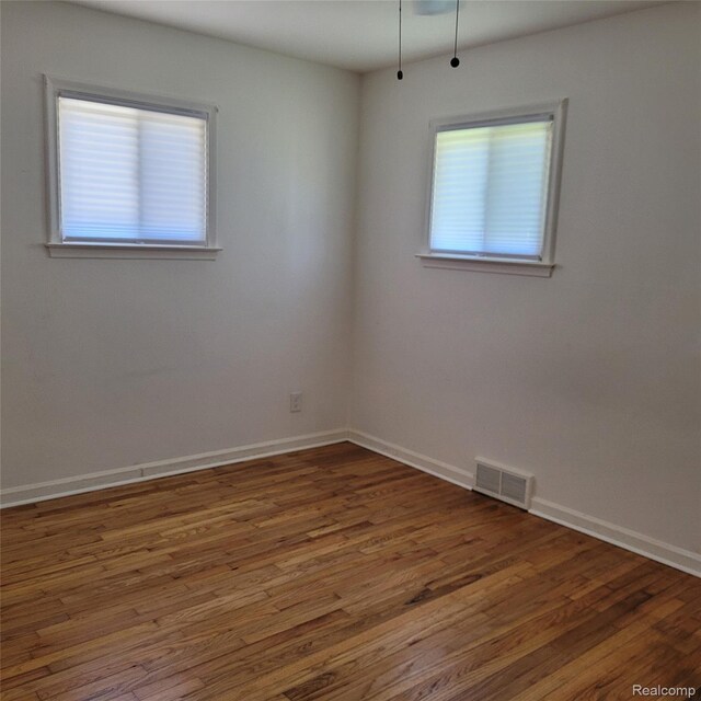 5863 Westpoint St, Taylor, MI 48180 - photo 18