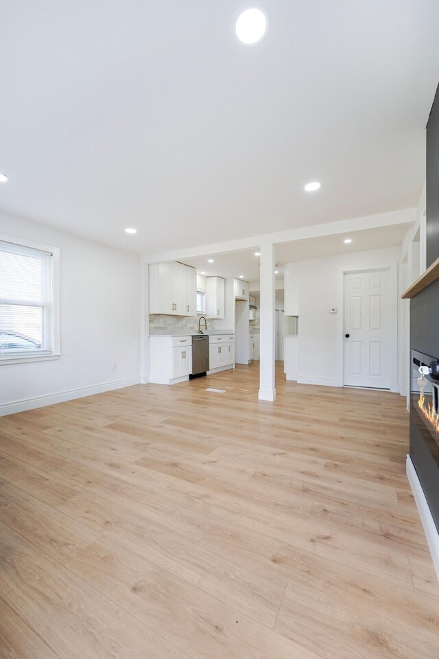 102 E Dallas Ave, Madison Heights, MI 48071 - photo 10