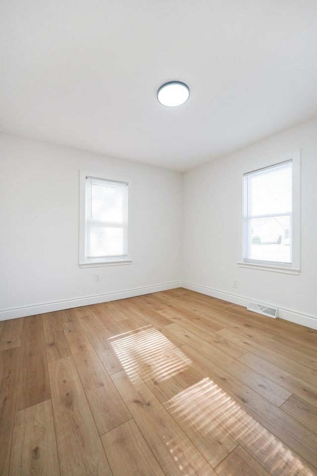 102 E Dallas Ave, Madison Heights, MI 48071 - photo 22