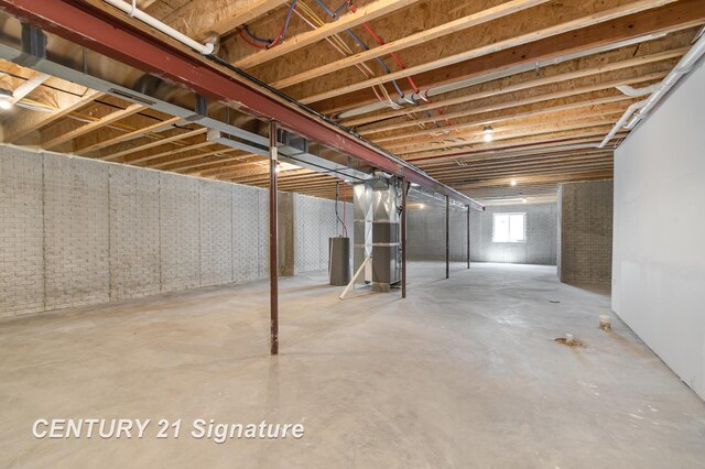 10464 Laurel Woods Pl, Freeland, MI 48623 - basement with heating unit