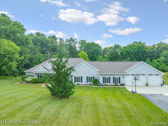 1318 Gray Haven Ln, Brighton, MI 48114 - photo 24