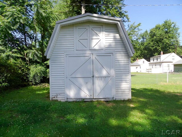 2171 Harold St, Adrian, MI 49221 - view of shed