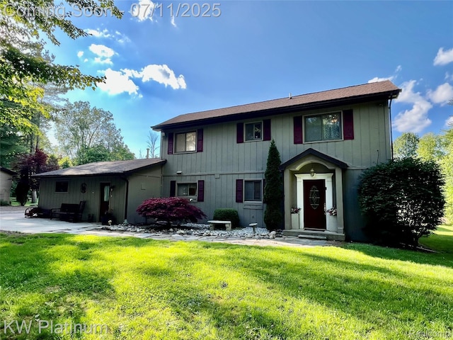 7135 Gardner Line Rd, Lexington, MI 48450 - traditional home featuring a front yard