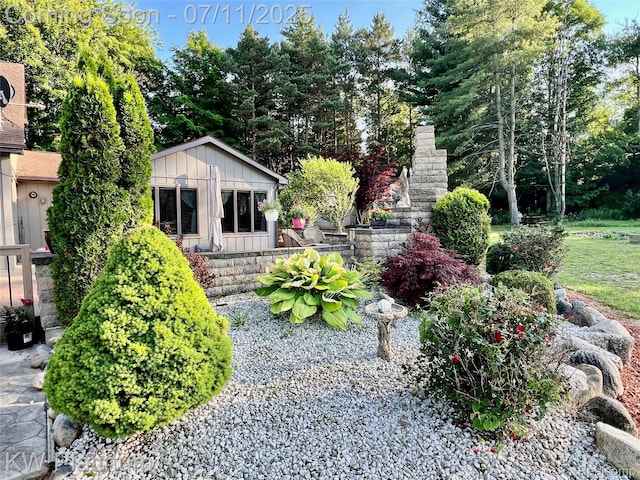 7135 Gardner Line Rd, Lexington, MI 48450 - view of yard
