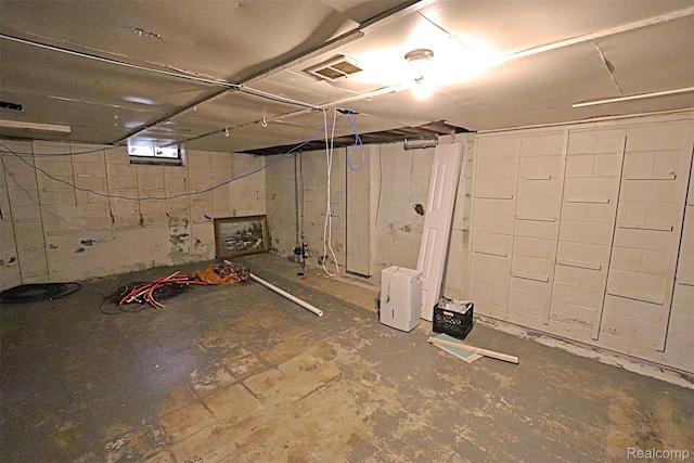 24271 Westhampton St, Oak Park, MI 48237 - view of unfinished basement