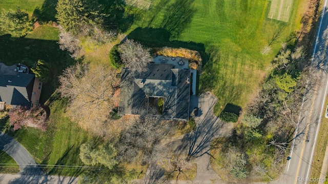 1206 Cedarholm Ln, Bloomfield Hills, MI 48302