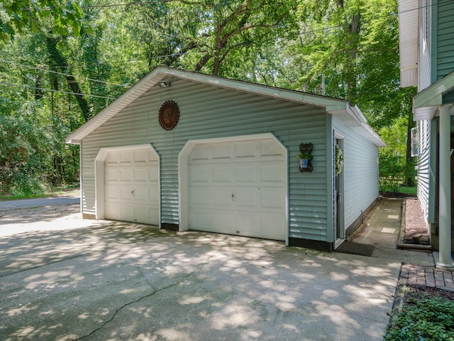 44850 Woodman Dr, Paw Paw, MI 49079 - view of detached garage