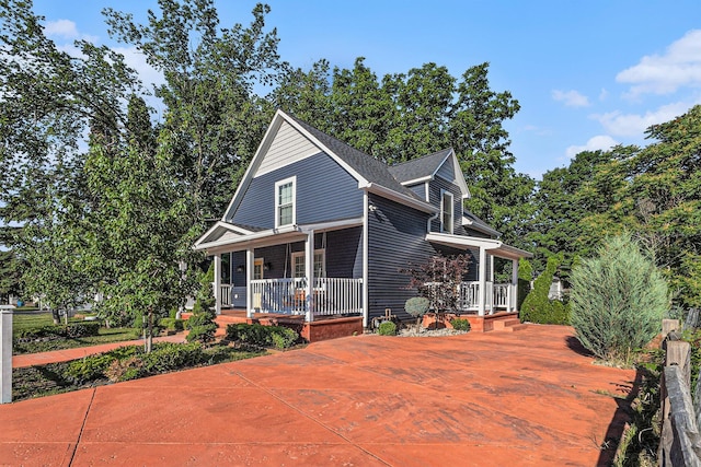607 S State St, Hart, MI 49420 - view of front of property featuring covered porch