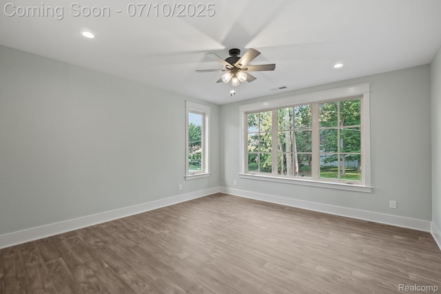 1760 Hamilton Dr, Bloomfield Hills, MI 48302 - empty room with a ceiling fan, wood finished floors, and recessed lighting