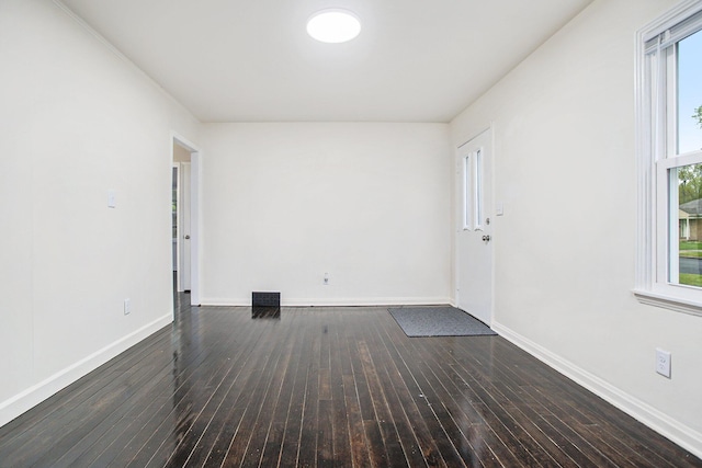 46 N 31st St, Battle Creek, MI 49015 - unfurnished room with hardwood / wood-style floors
