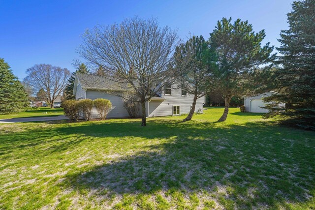 851 S Creek Ct, Traverse City, MI 49696
